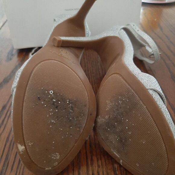 EUC Size 6 Silver Glitter Dream Pairs Karrie Open Toe Stiletto Sandals - Picture 5 of 6